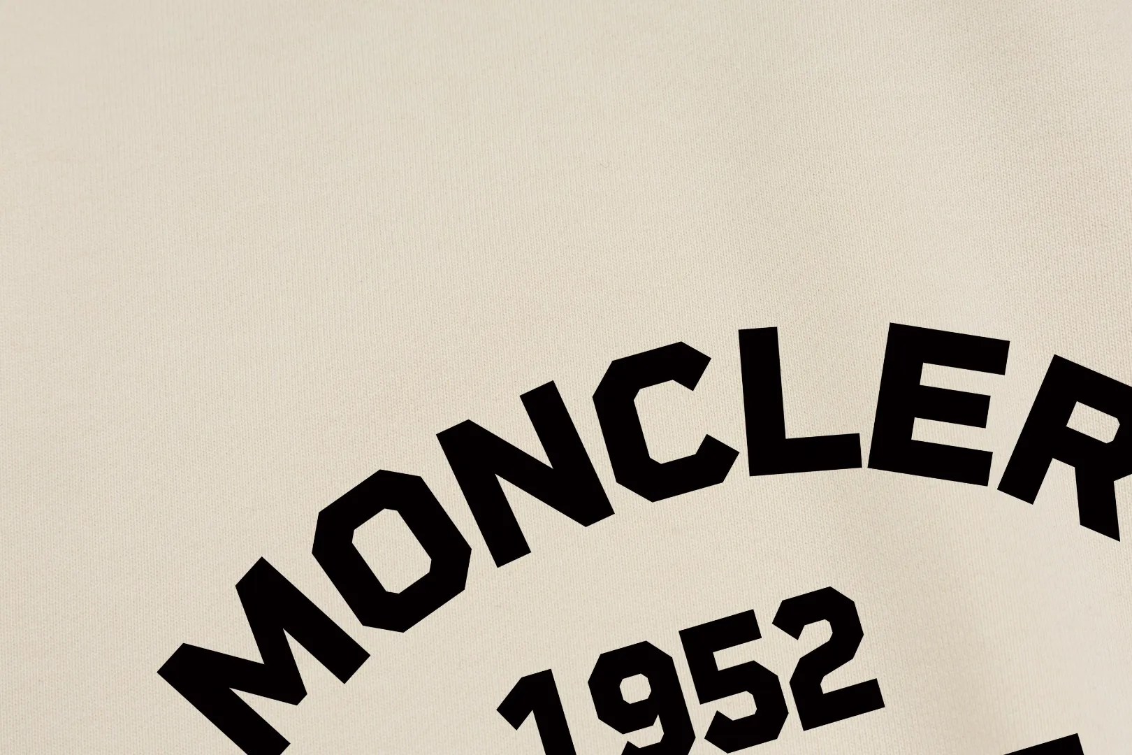 【 Quality】【 MONCLER】【In Stock 】 2024 New Arrival Premium 3D LOGO ， ， Premium ⚠️ ： 460 ， 21S 10S 26/2 1*1 ！ ， ， ， ， ， ！ Same Style ✔️ Same Style： ❗ ✔️【 Same Style， In Stock！】 ➡️Size：S M L XL XXL ➡️ ：Black White ⚠️Size Size